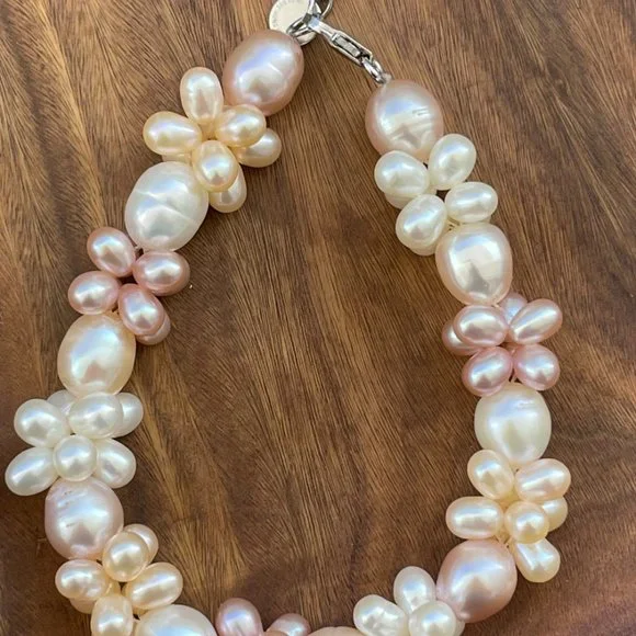 Tiffany & Co Iridesse Pearl Necklace and Bracelet set - Picture 4 of 8